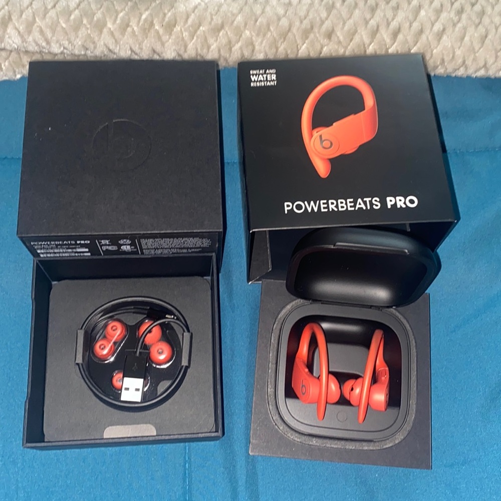 Beats by Dre Powerbeats Pro Wireless Earbuds